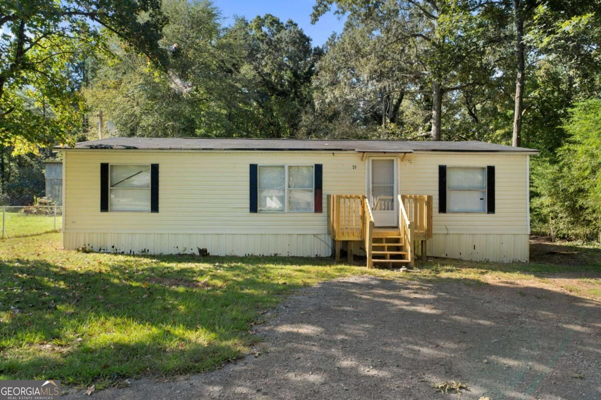 79 Hennon Drive Nw Property Photo 1