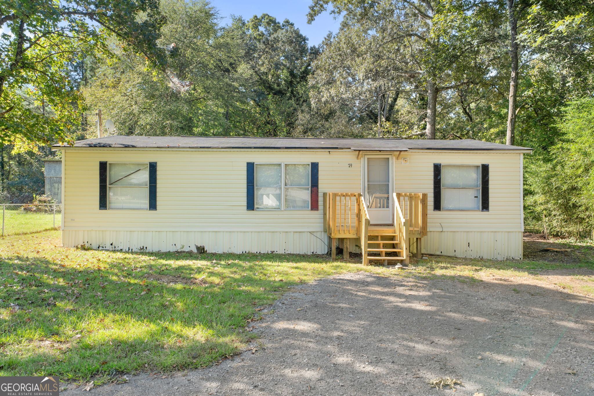 79 Hennon Drive Nw Property Photo 1