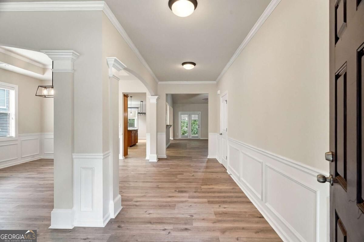 3026 Levinshire Way Property Photo 3