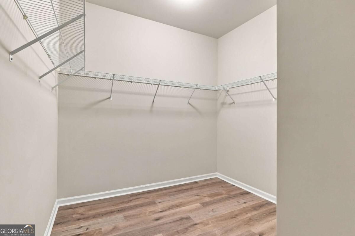 3026 Levinshire Way Property Photo 29