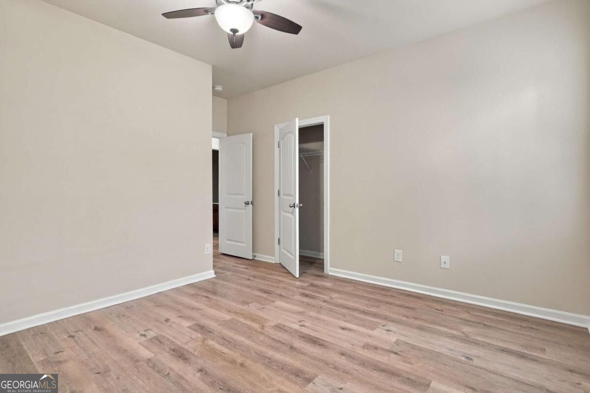 3026 Levinshire Way Property Photo 37
