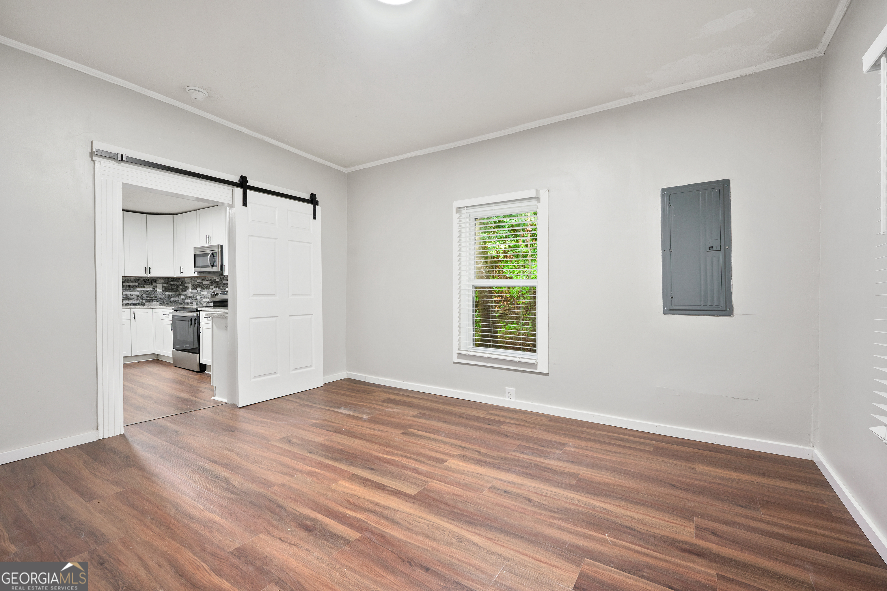 249 Fifth Street Property Photo 5