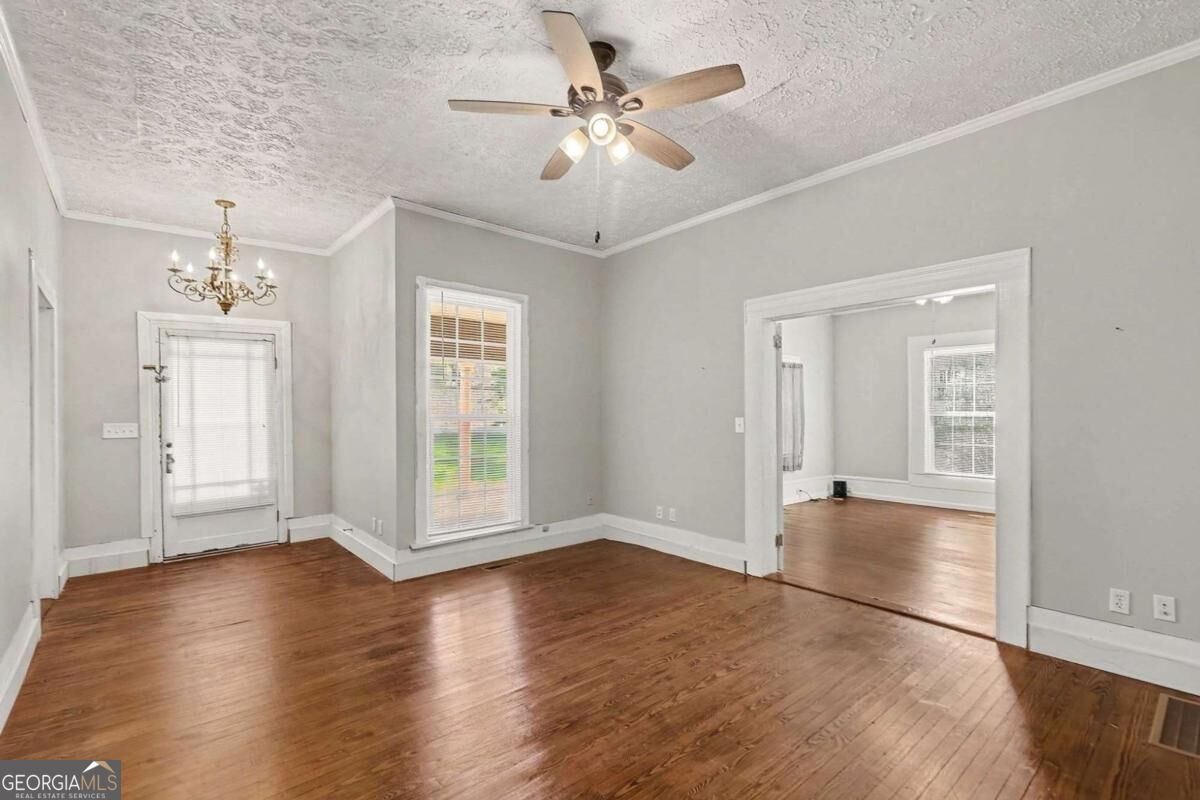 44 E Johnson Street Property Photo 2