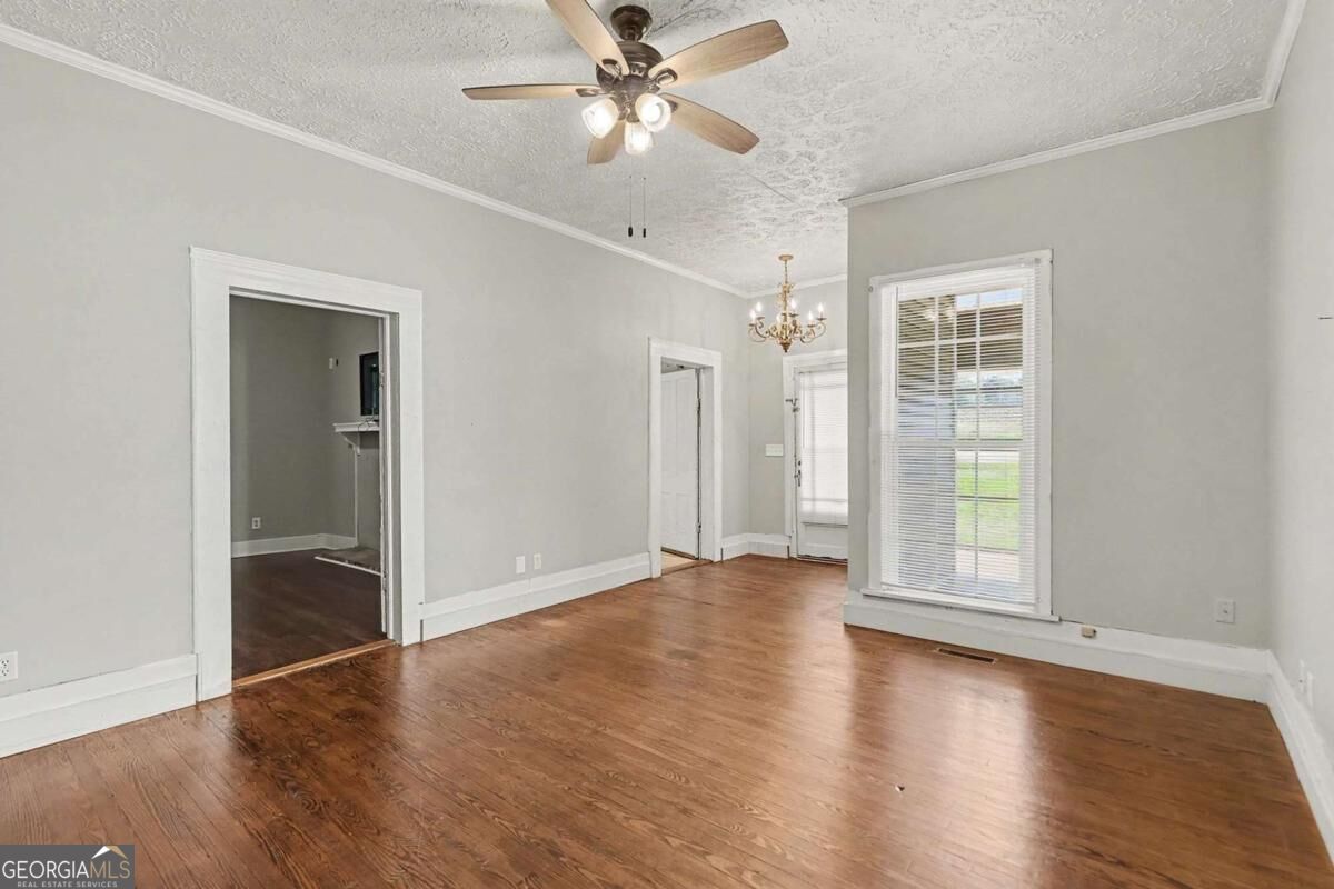 44 E Johnson Street Property Photo 13