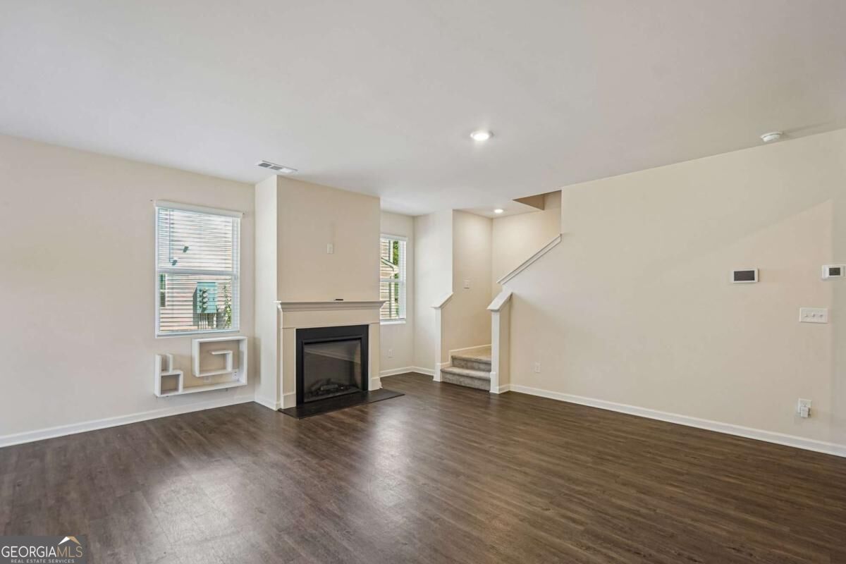 5184 Barberry Avenue Property Photo 9