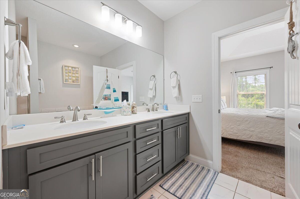 404 Mariners Circle Property Photo 20