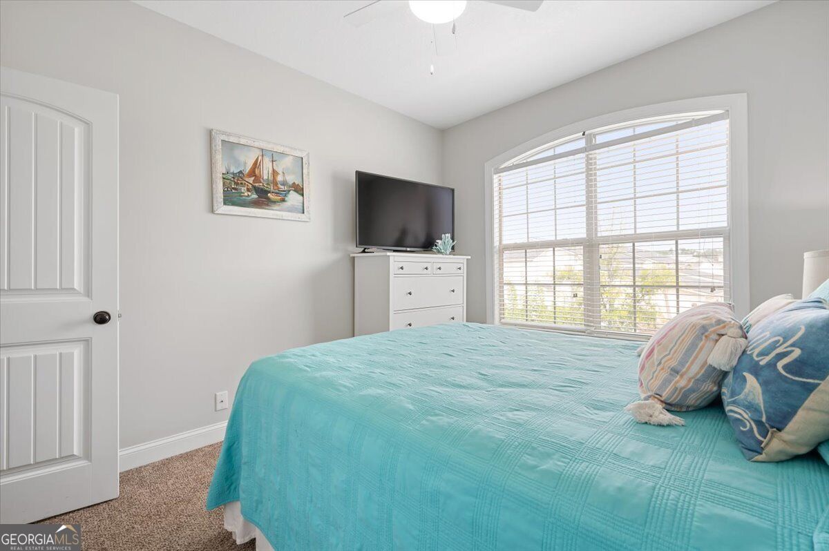 404 Mariners Circle Property Photo 22