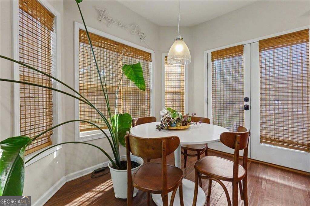 1080 Olde Roswell Grove Property Photo 18