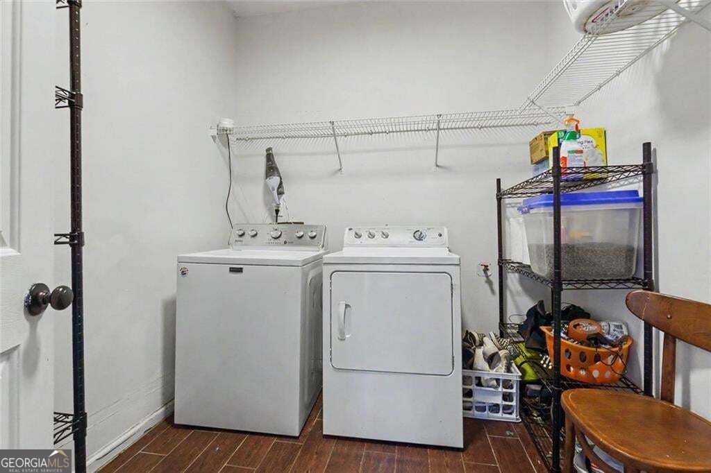 1080 Olde Roswell Grove Property Photo 22