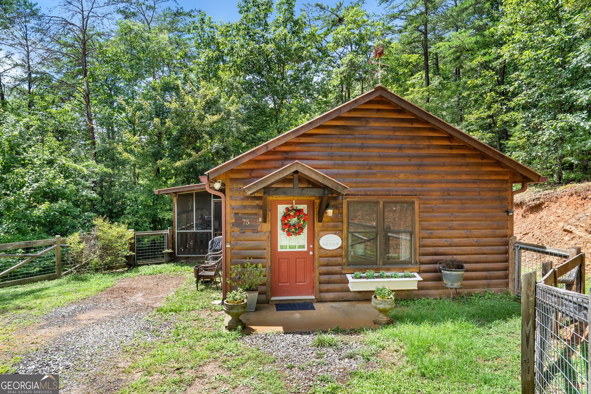 75 Woodridge Trail Property Photo 1