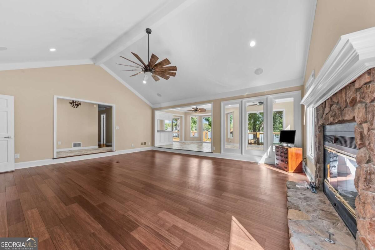 121 Cherry Point Property Photo 22