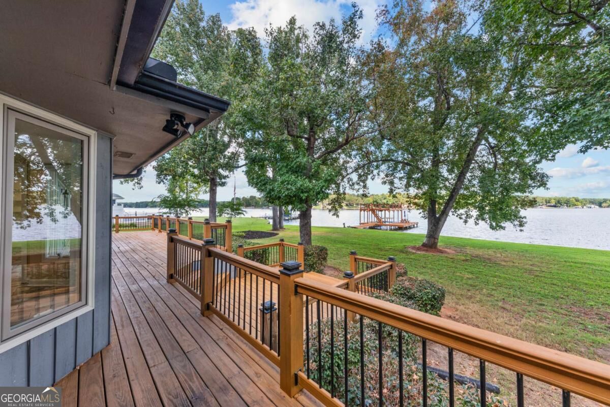 121 Cherry Point Property Photo 50