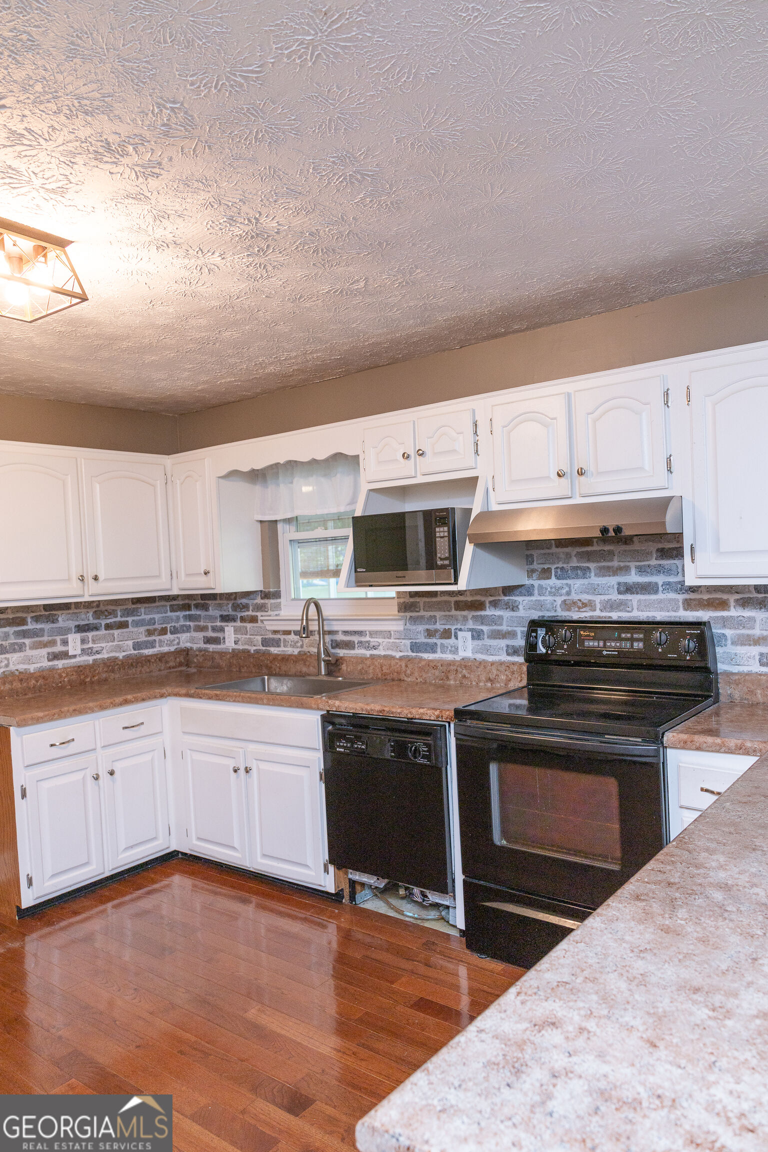 245 Forrestway Drive Property Photo 20
