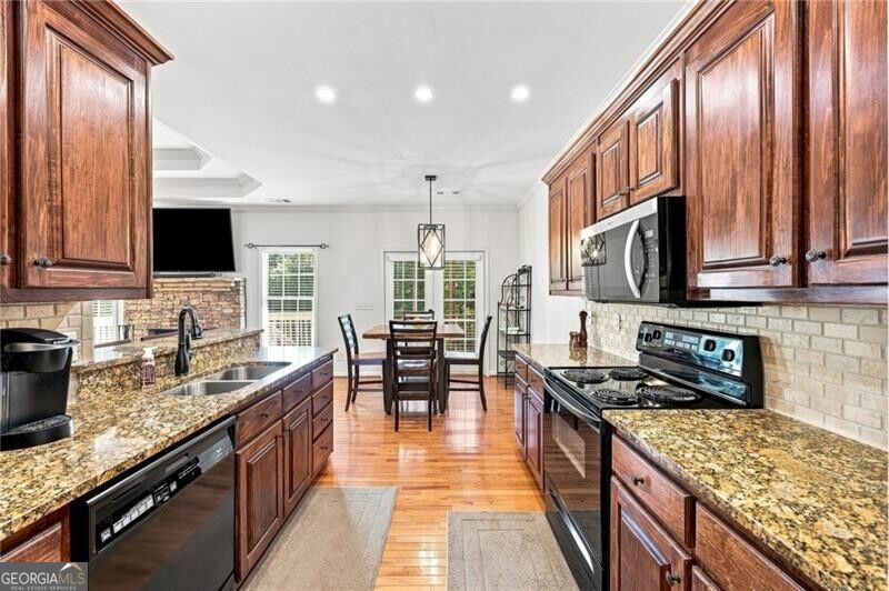 4815 Thunder River Drive Property Photo 28