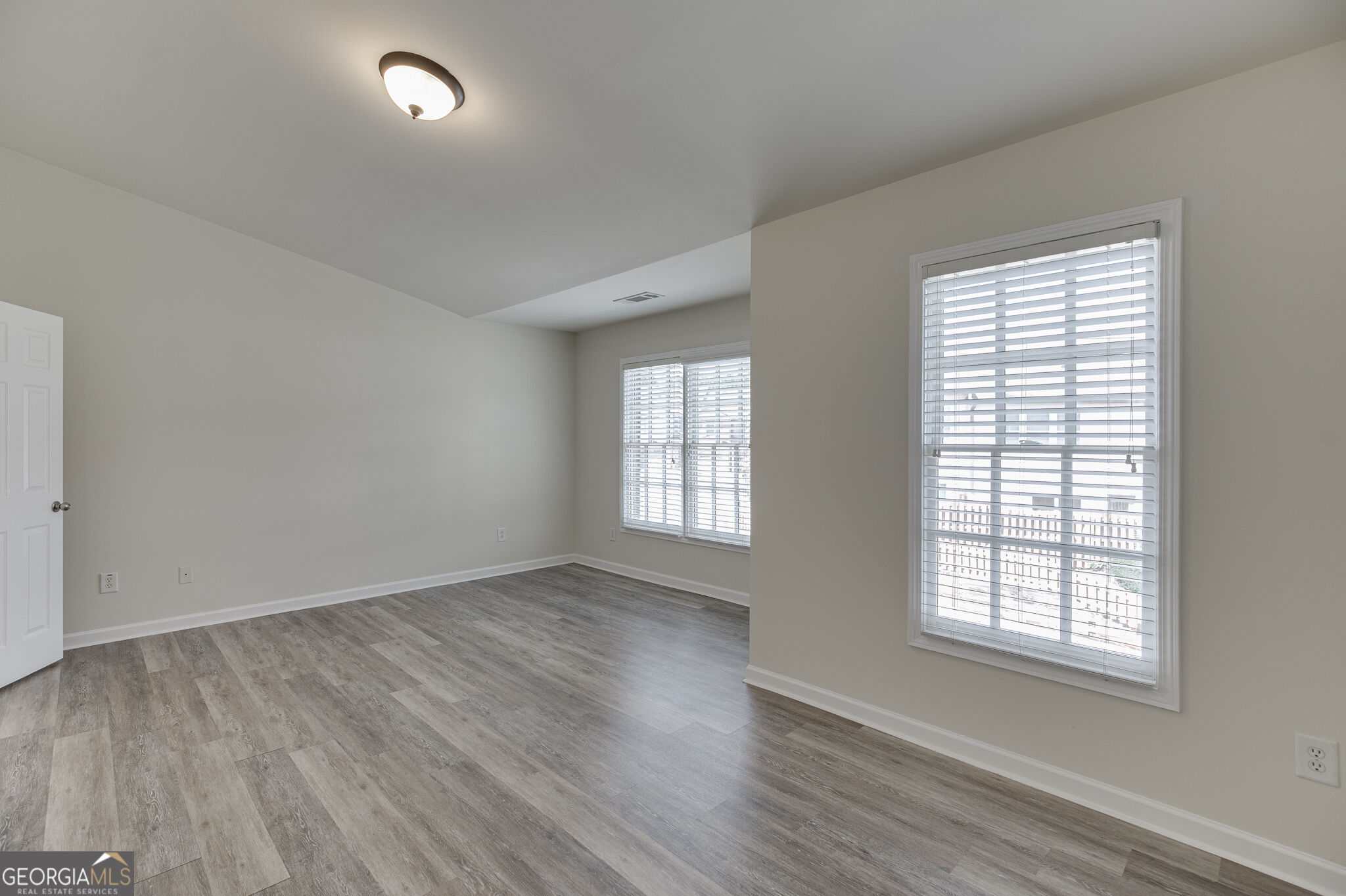 352 Beynon Terrace Property Photo 29