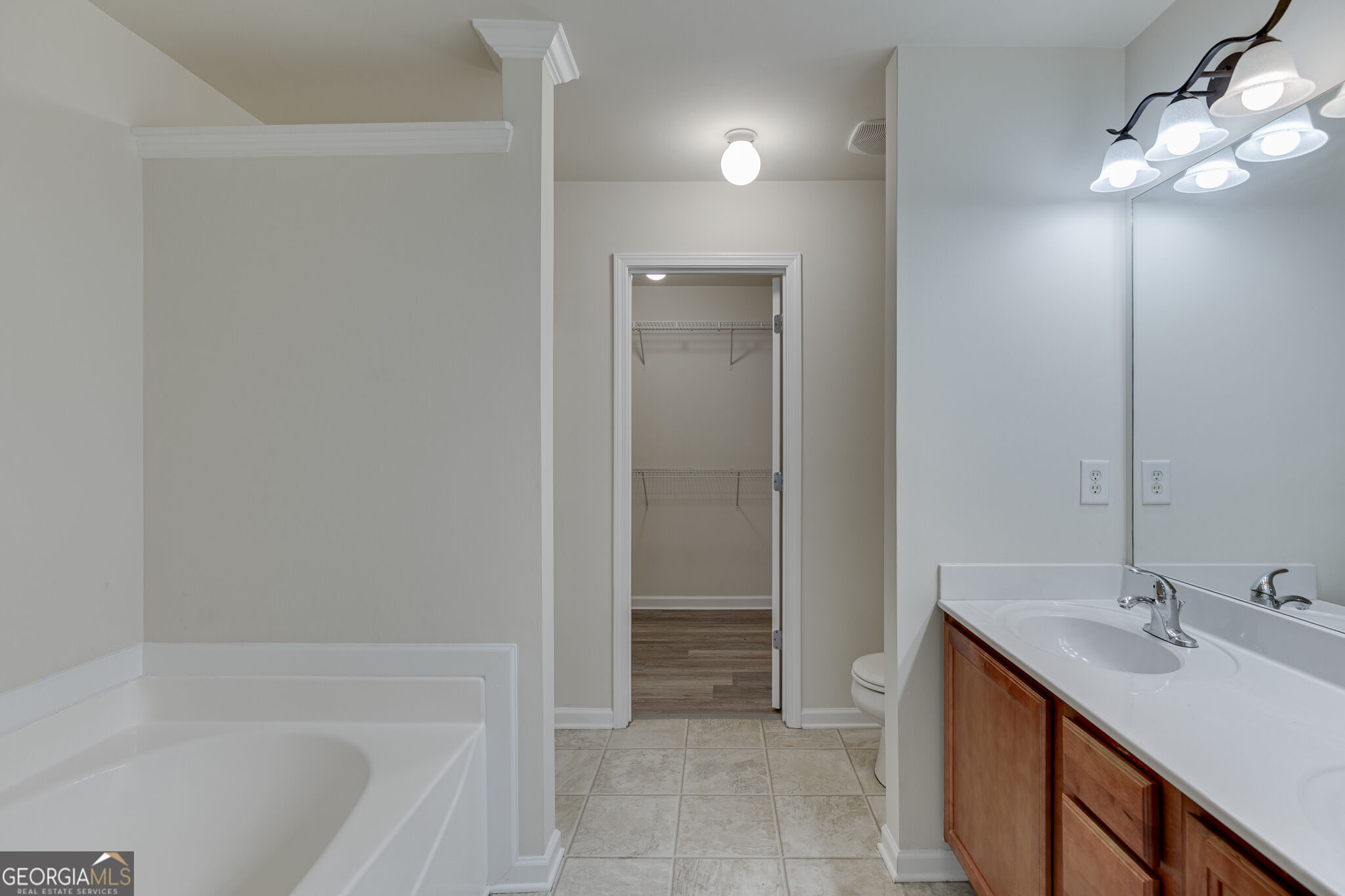 352 Beynon Terrace Property Photo 32