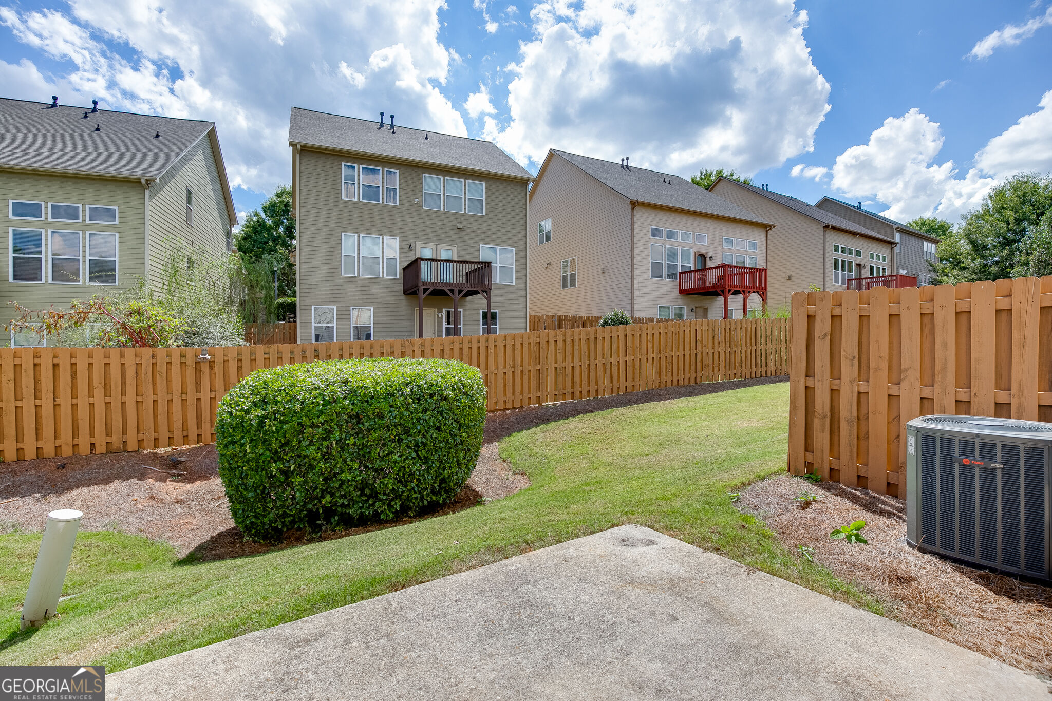 352 Beynon Terrace Property Photo 37