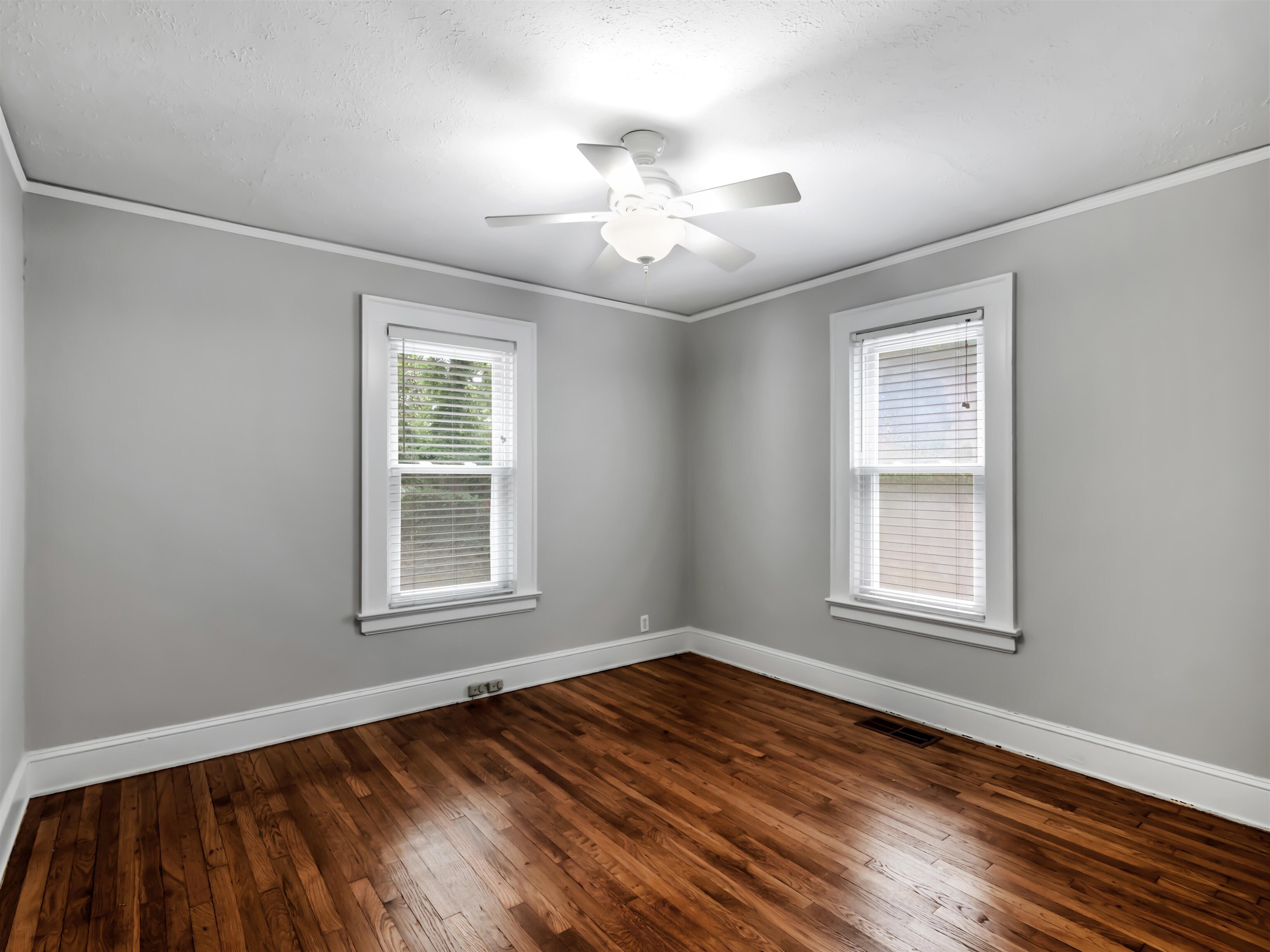 1724 Virginia Avenue Property Photo 3