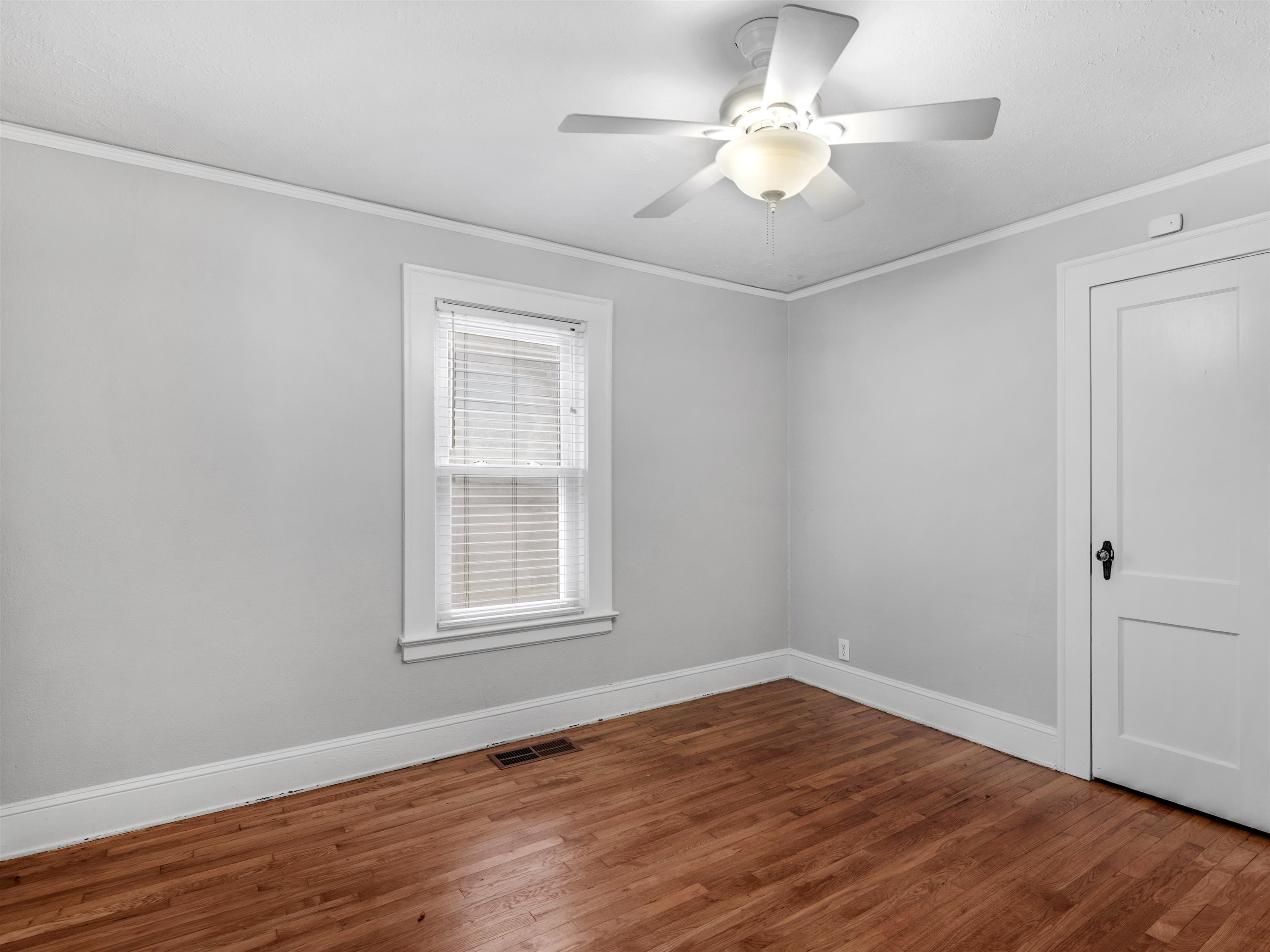 1724 Virginia Avenue Property Photo 6