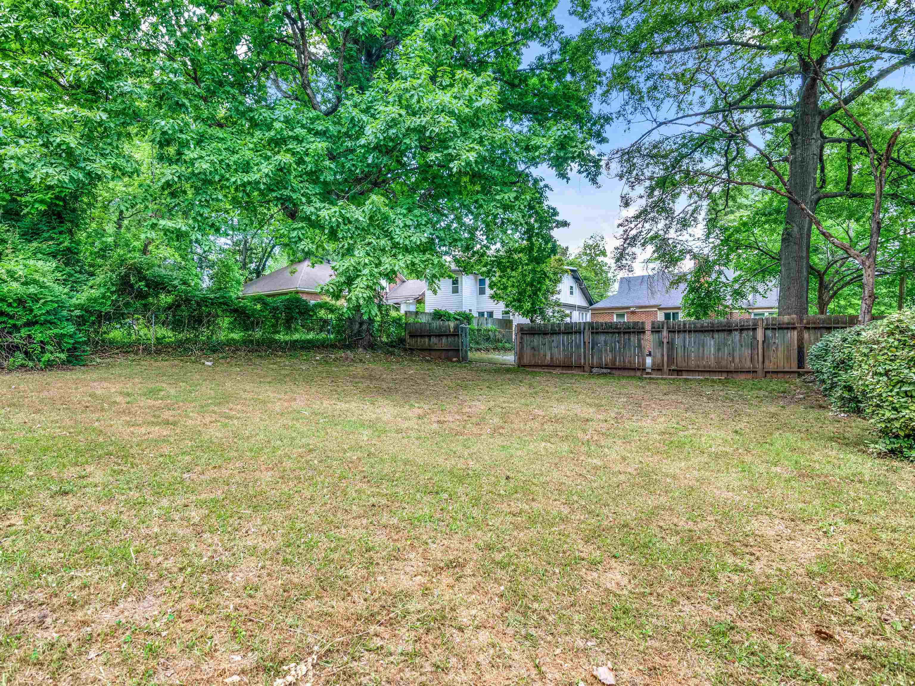 1724 Virginia Avenue Property Photo 9