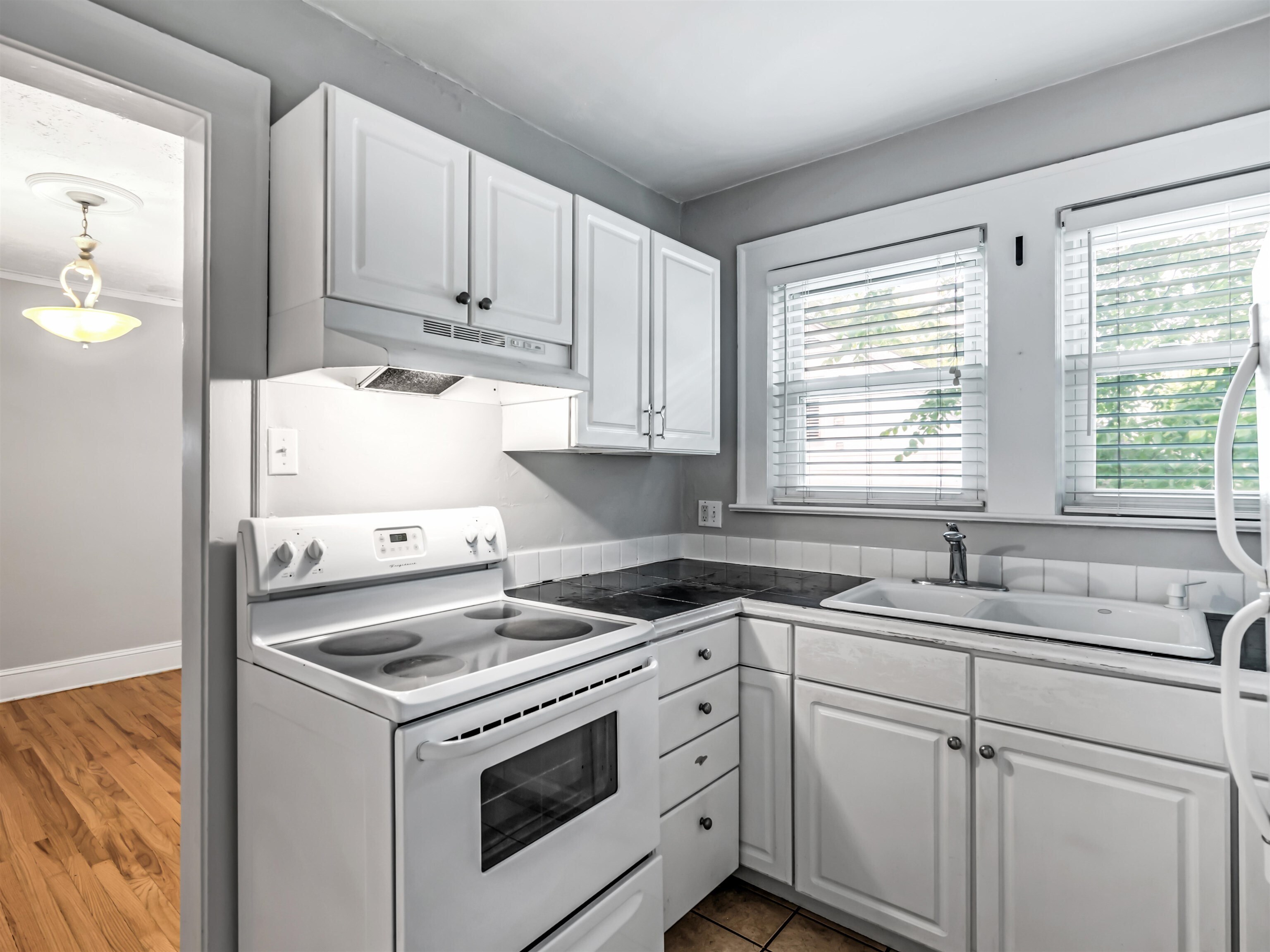1724 Virginia Avenue Property Photo 11
