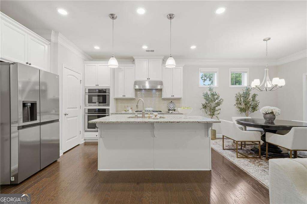 2910 Prestwood Drive Property Photo 4