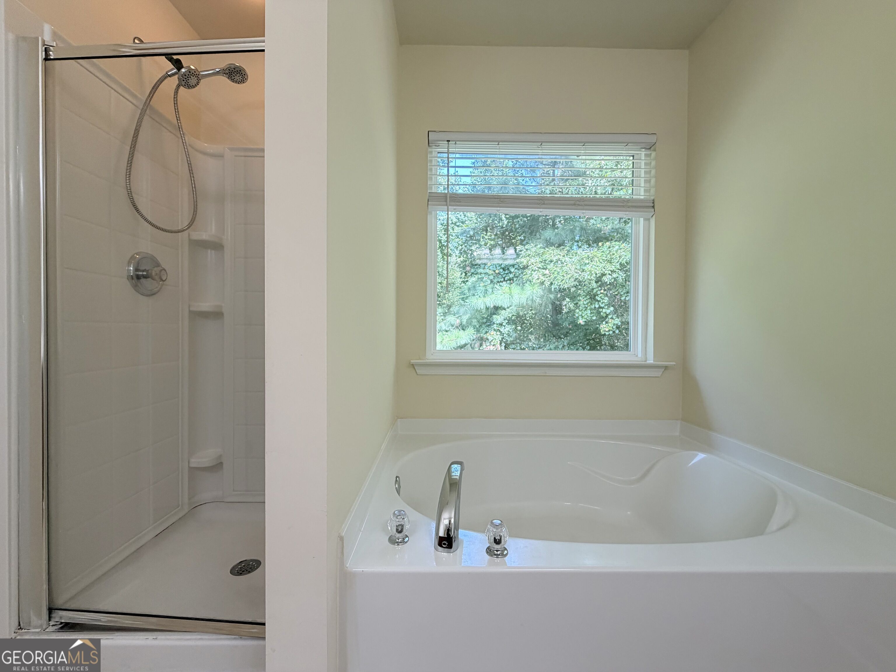 220 Brookhaven Court Property Photo 12