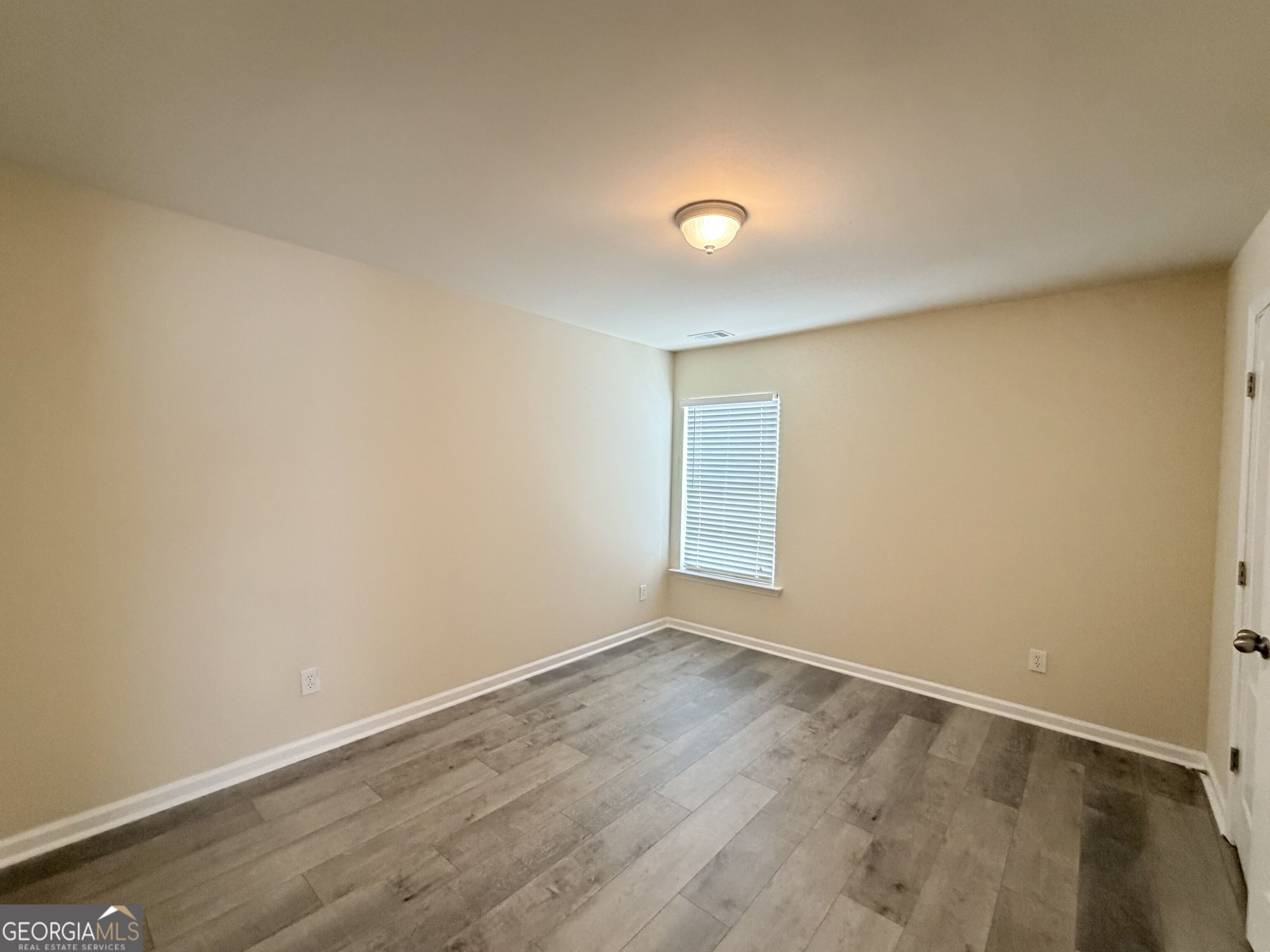220 Brookhaven Court Property Photo 13