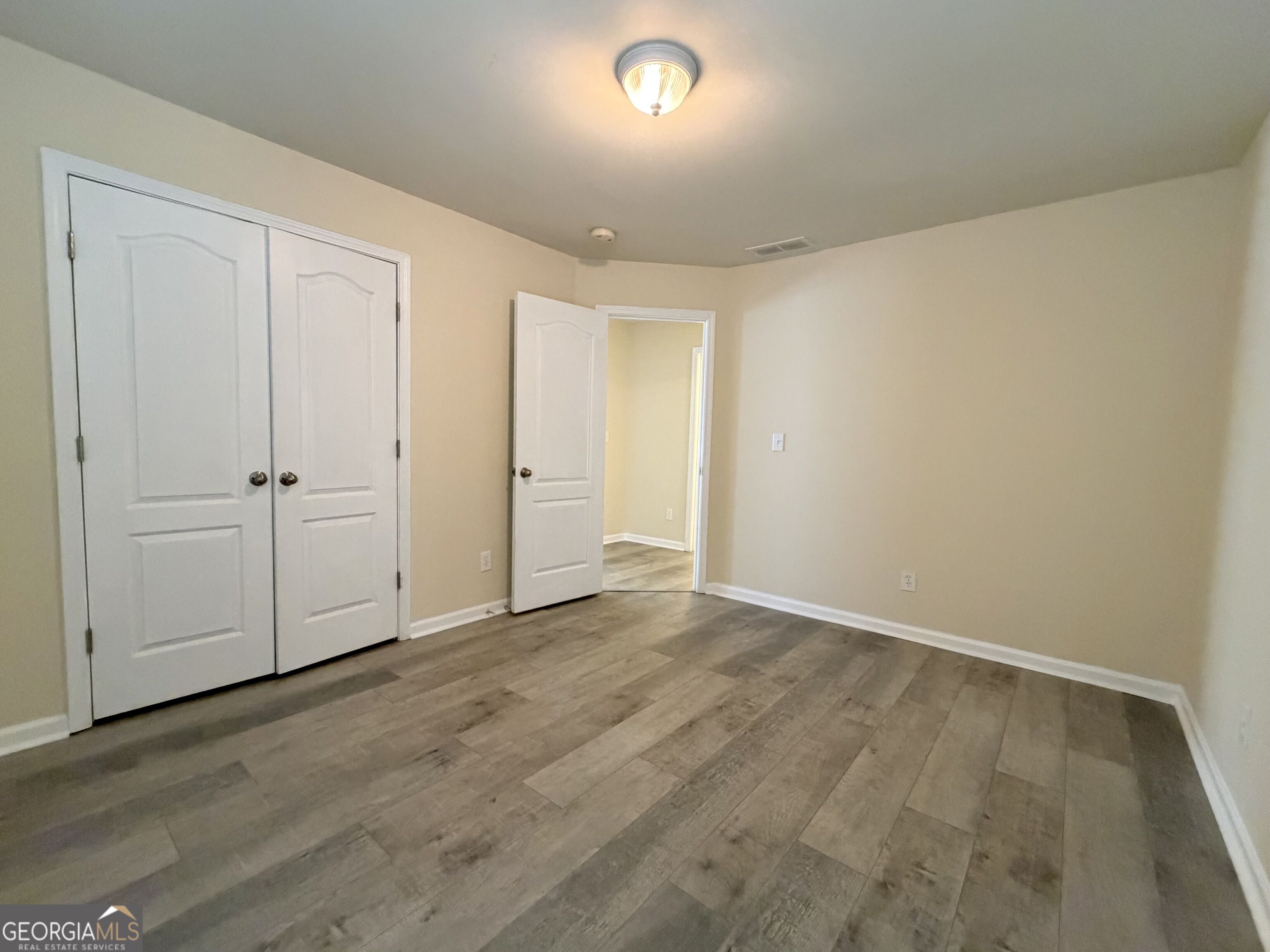 220 Brookhaven Court Property Photo 14