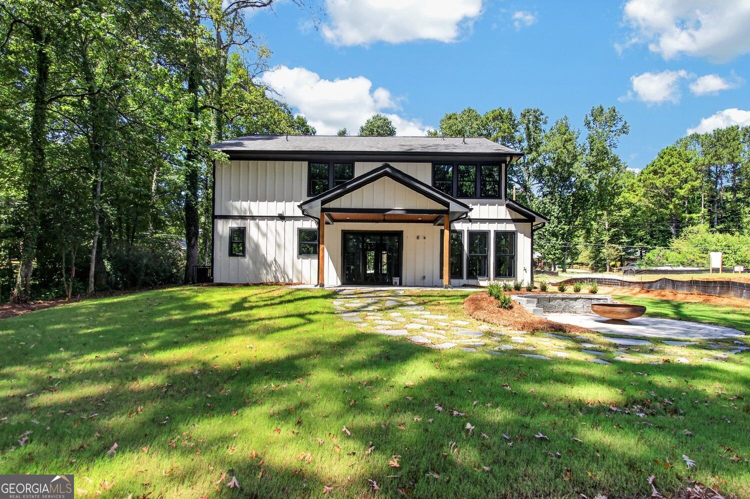 5578 Lilburn Stone Mountain Road Property Photo 4
