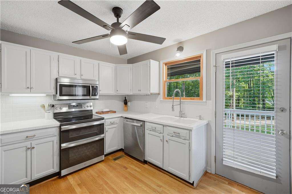 6166 Picketts Ridge Nw Property Photo 14