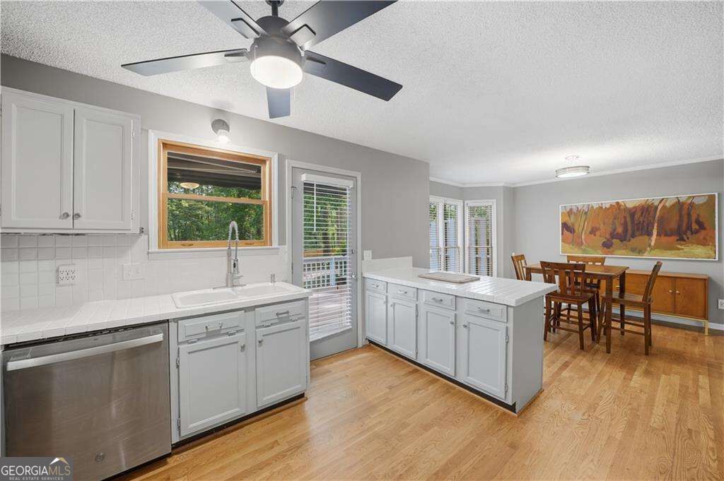 6166 Picketts Ridge Nw Property Photo 15