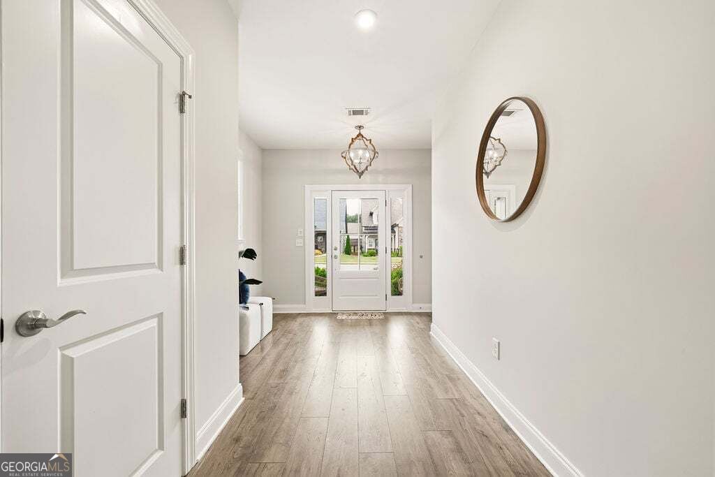 167 Mountain Boulevard Property Photo 3