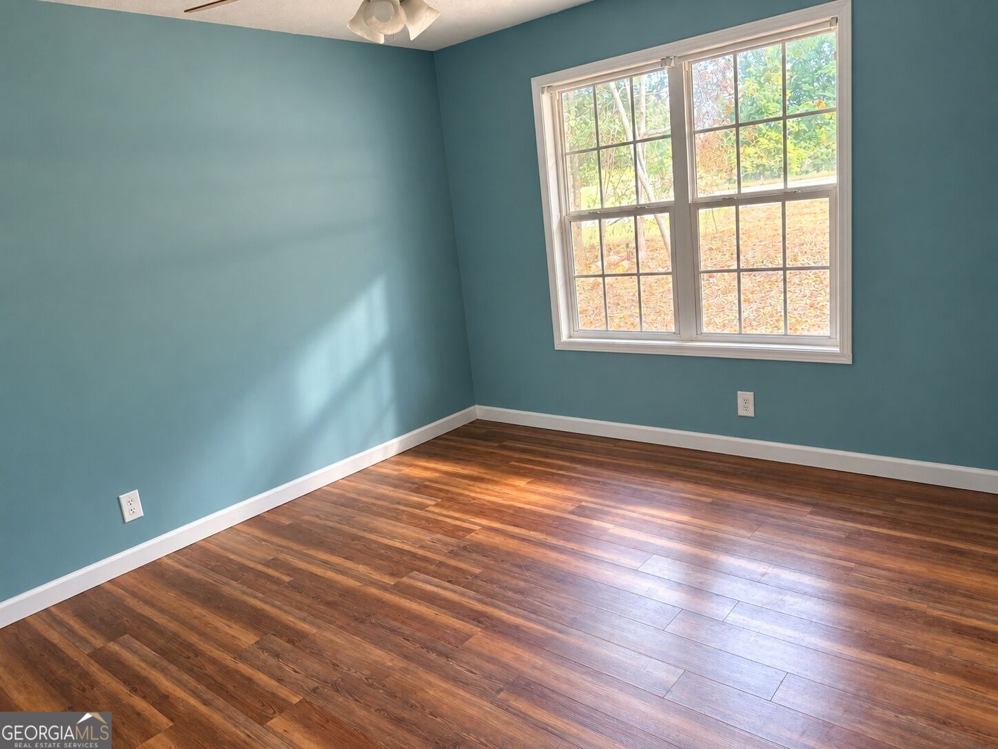 3249 Commerce Road Property Photo 8