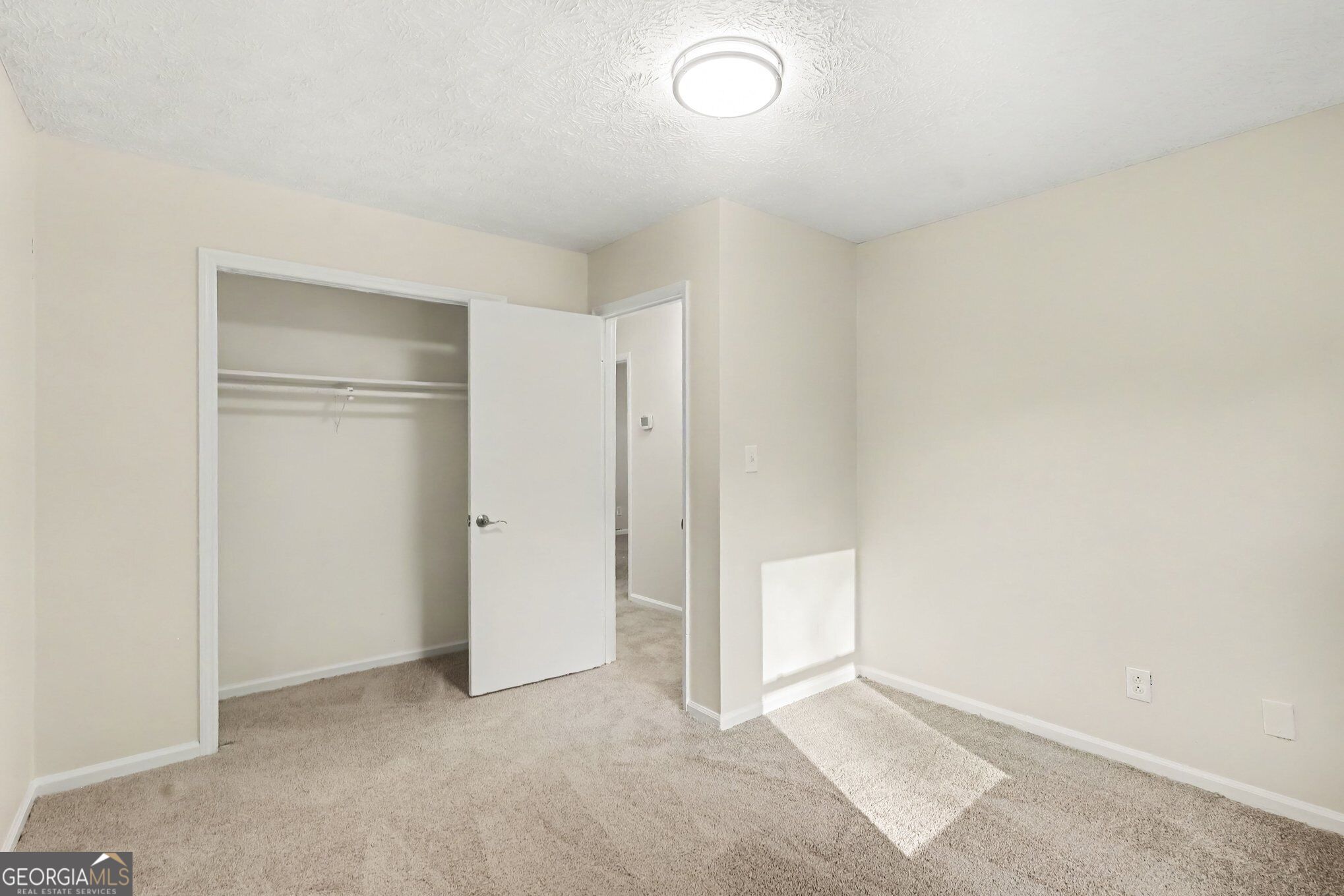 8121 Woodcliff Trail Property Photo 20