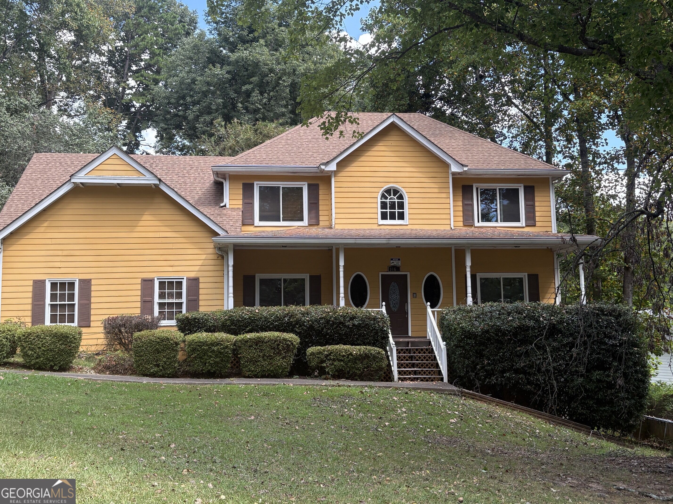 1068 Leslie Place Property Photo 1