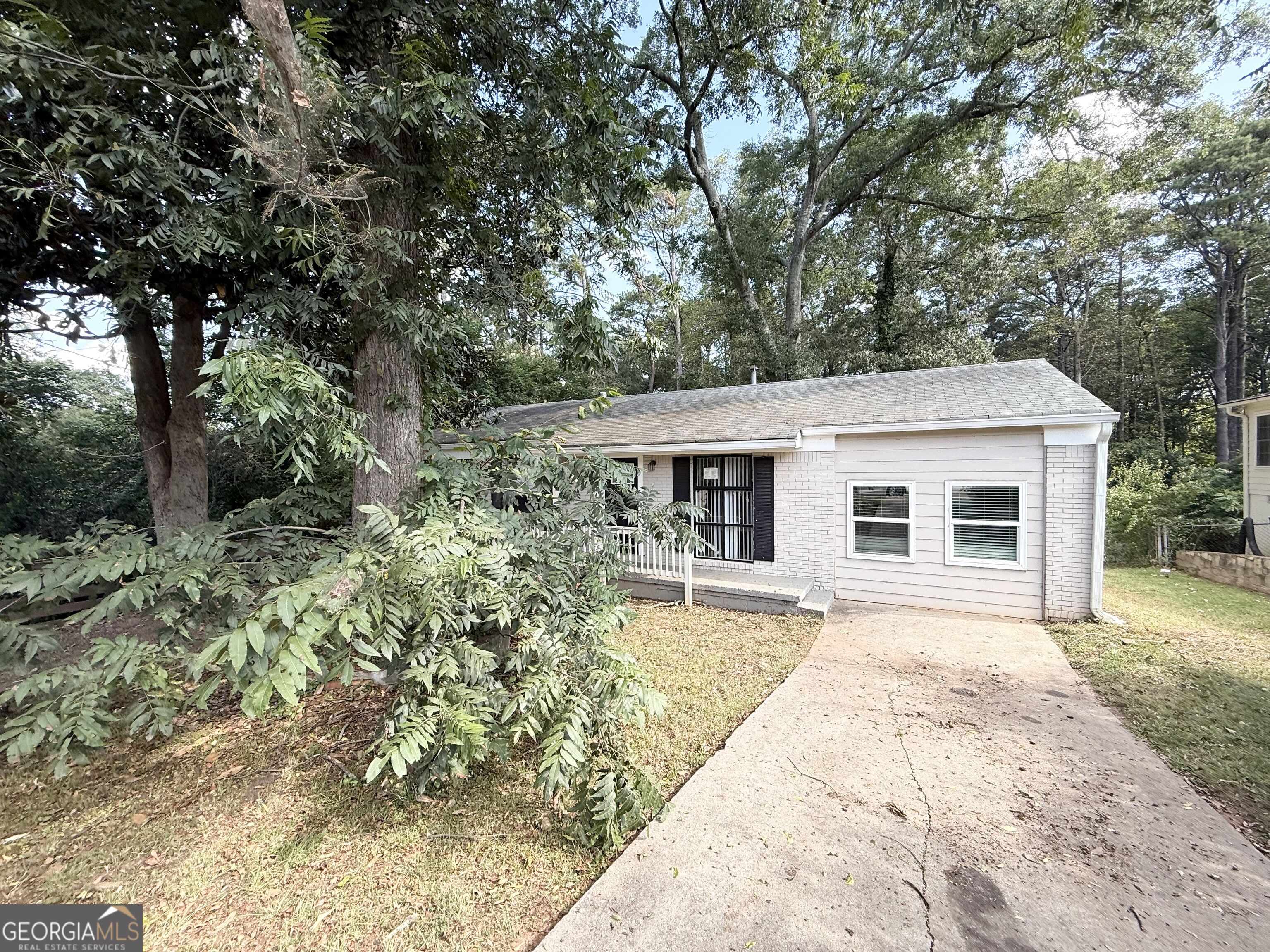 6979 Bruce Circle Property Photo 2
