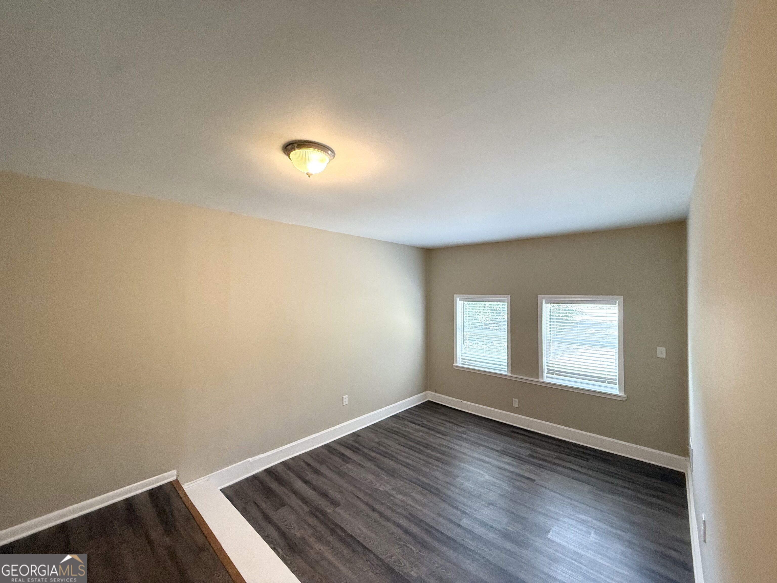 6979 Bruce Circle Property Photo 6