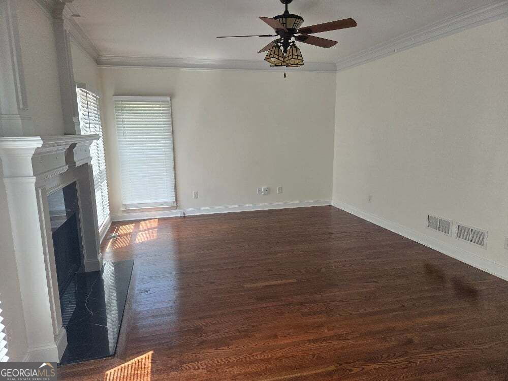 465 Young James Circle Property Photo 8