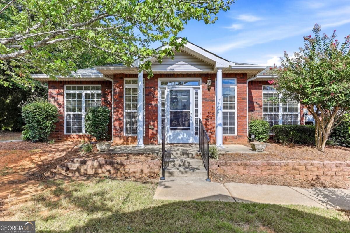4287 Skyline View Property Photo 1