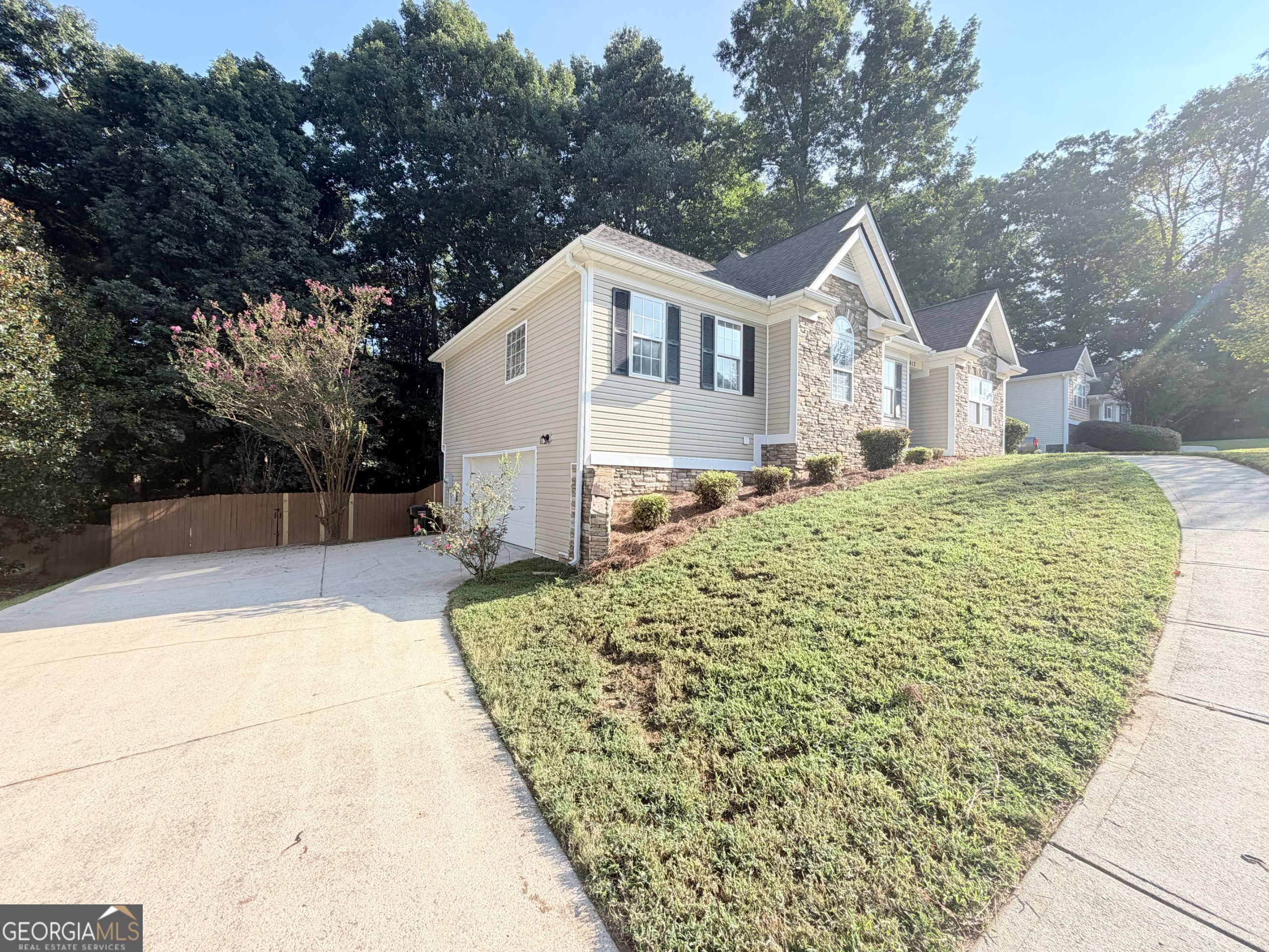 1412 White Oak Trace Property Photo 24