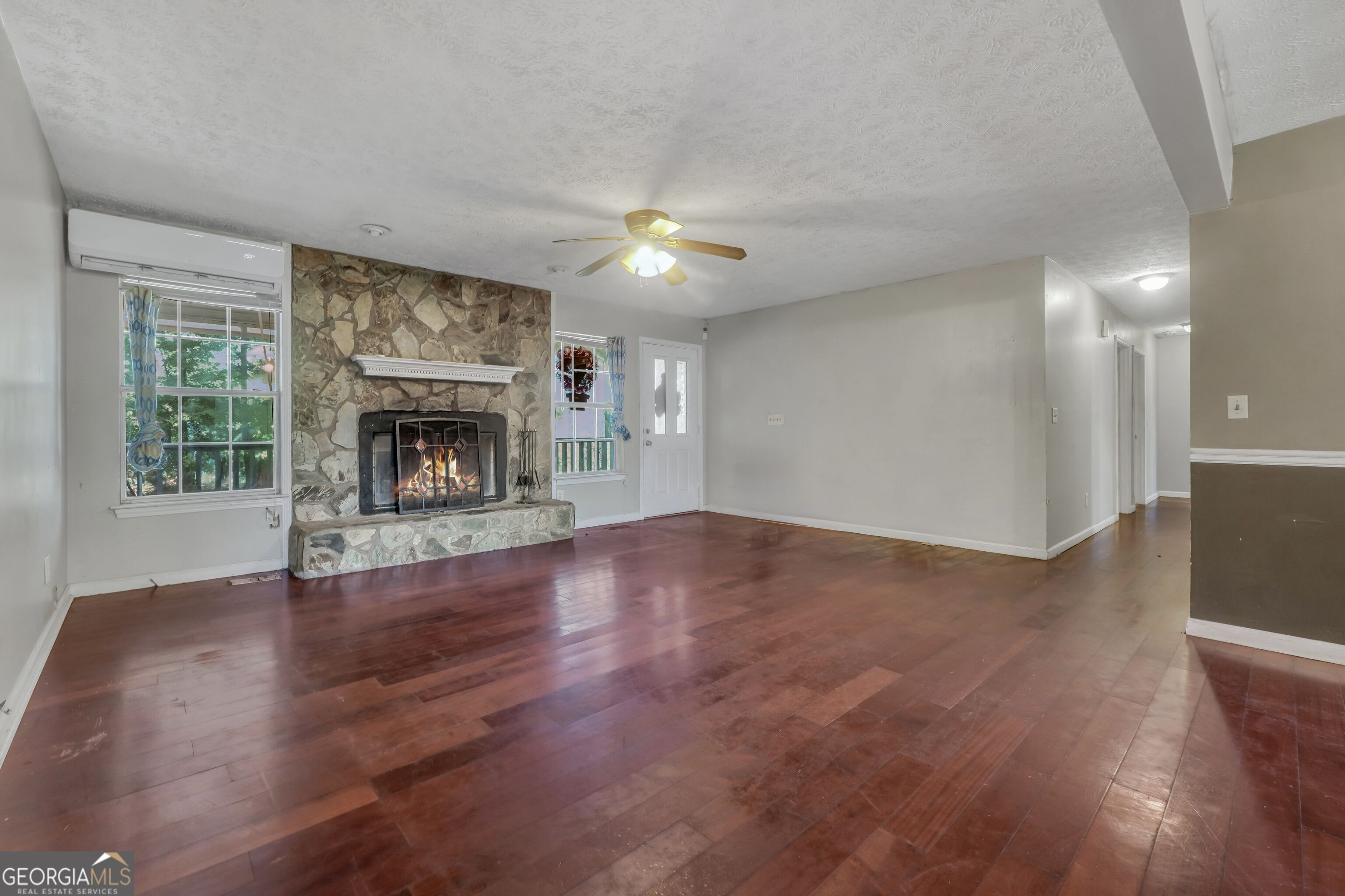 76 Harold Drive Property Photo 5