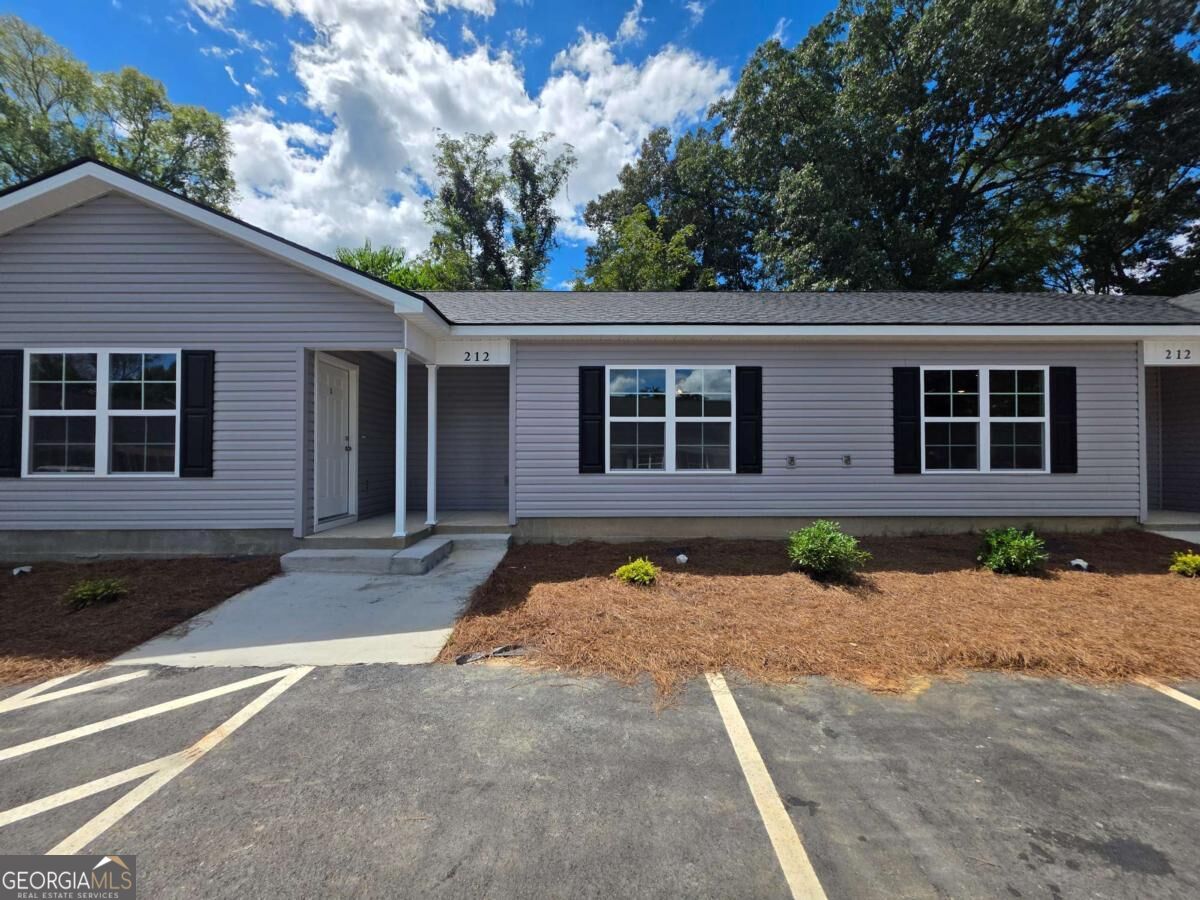 212b Tabor Drive # 2b Property Photo 3