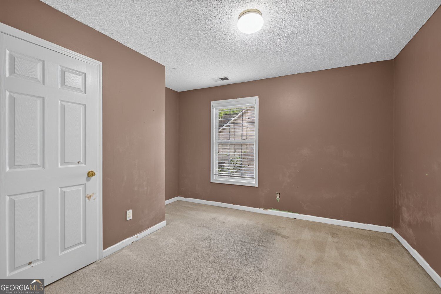 212 Stagecoach Pass Property Photo 14