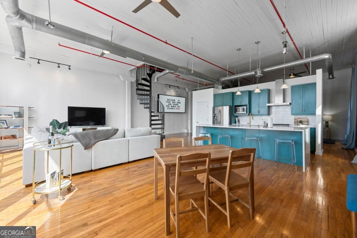 330 Peters Street Sw # 208 Property Photo 14