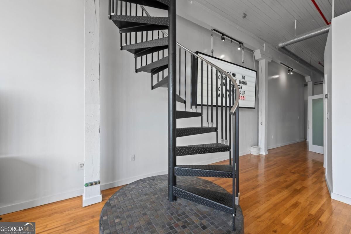 330 Peters Street Sw # 208 Property Photo 16