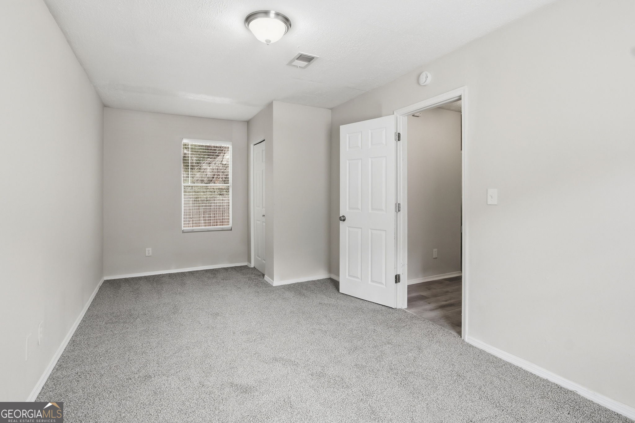 5535 Downs Way Property Photo 14