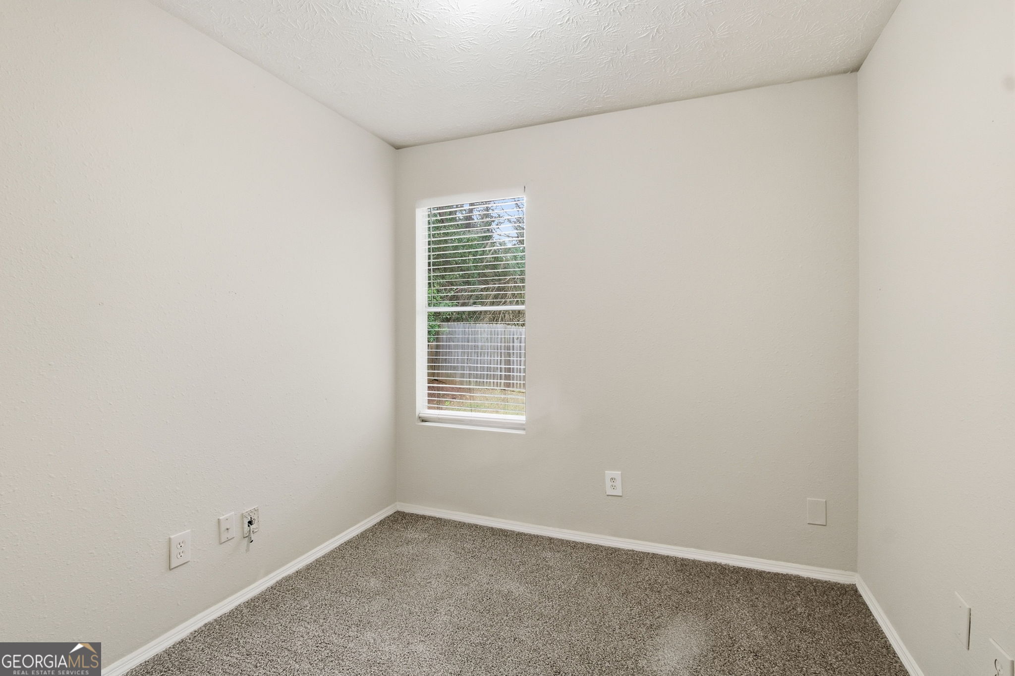 5535 Downs Way Property Photo 15