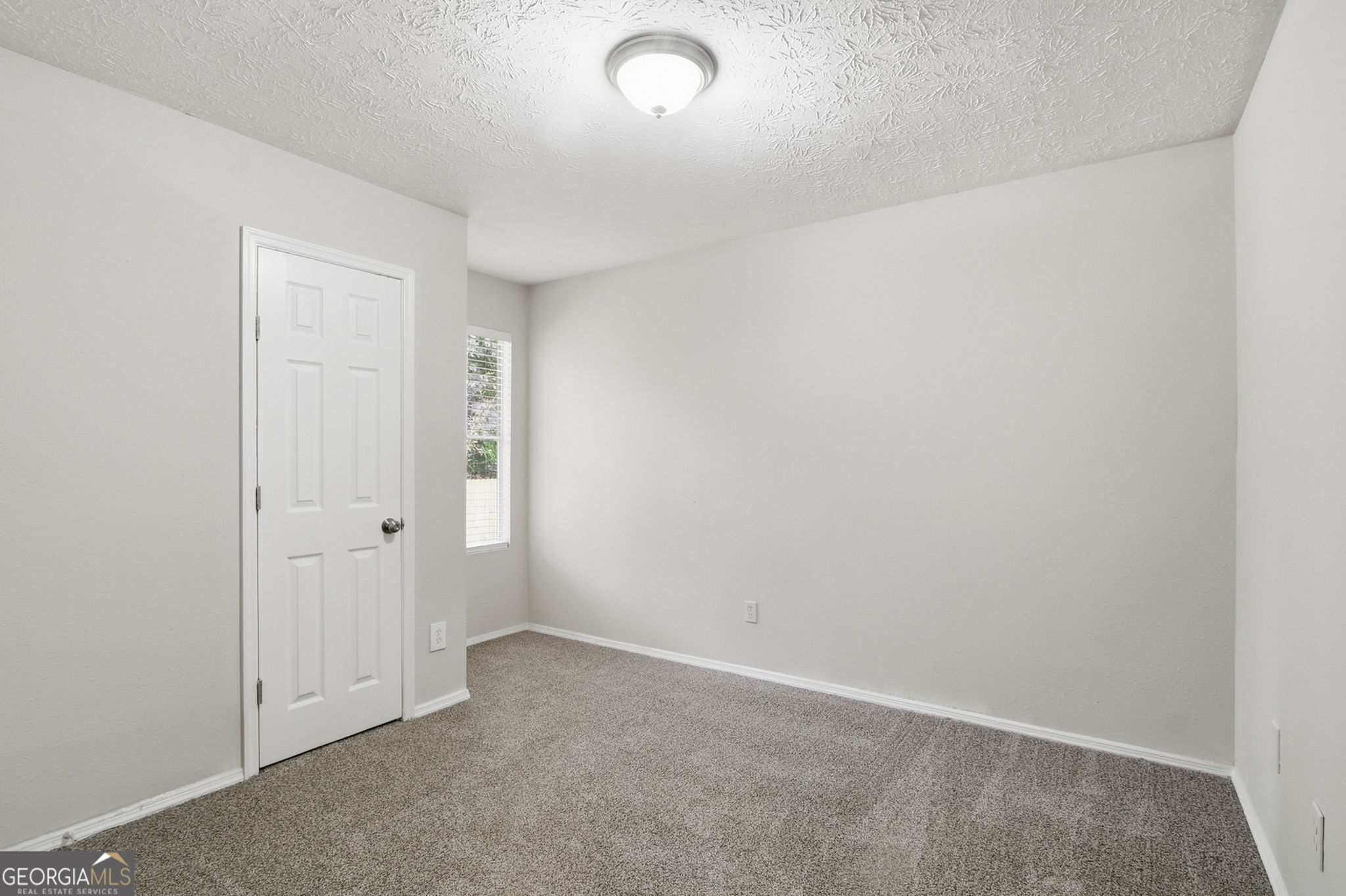 5535 Downs Way Property Photo 17