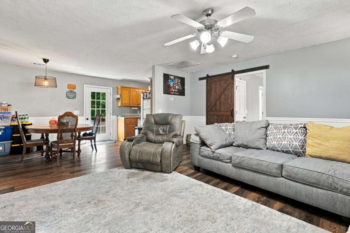 270 Brody Drive Ne Property Photo 5